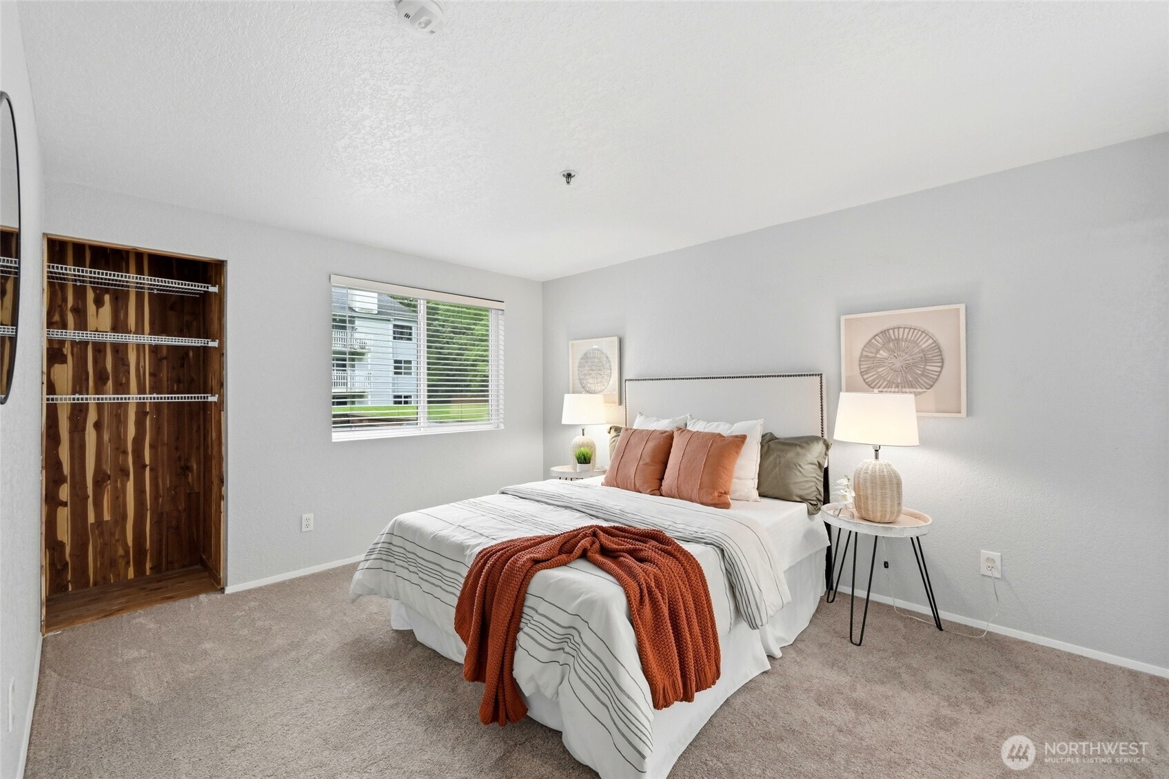25005 98th Place S Kent WA 98030