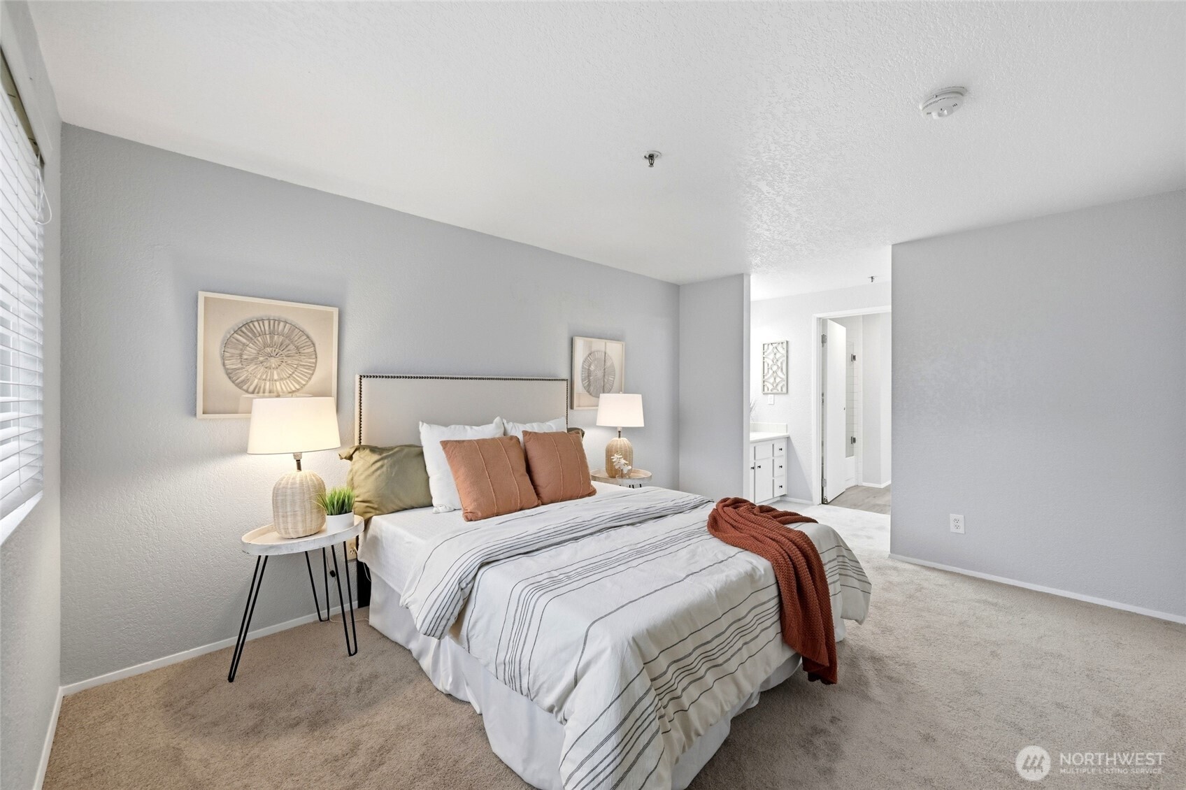 25005 98th Place S Kent WA 98030