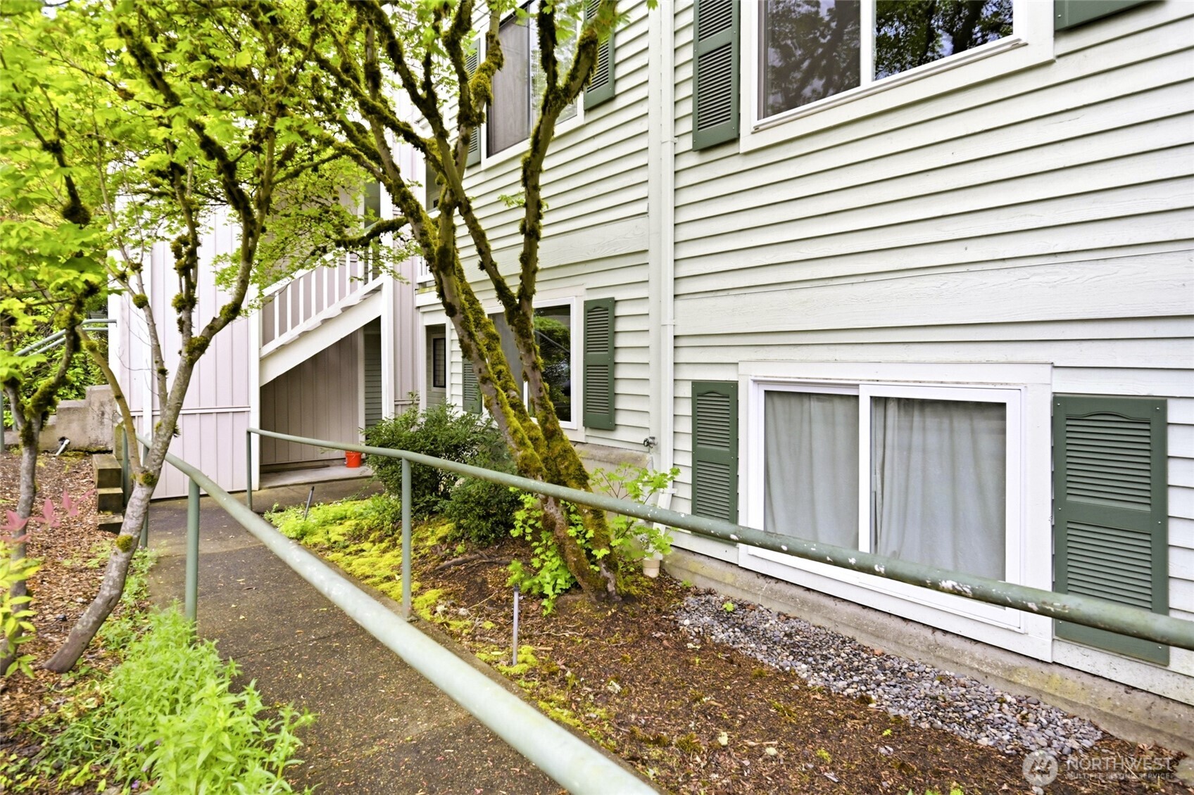 25005 98th Place S Kent WA 98030
