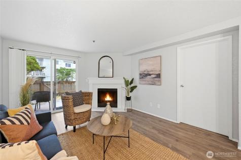 25005 98th Place S Kent WA 98030