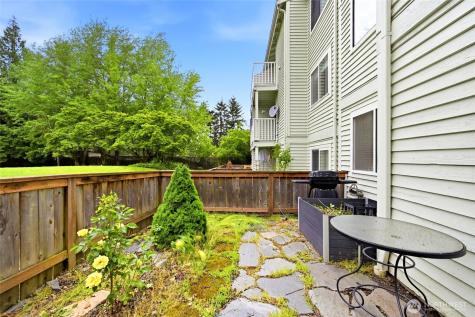 25005 98th Place S Kent WA 98030