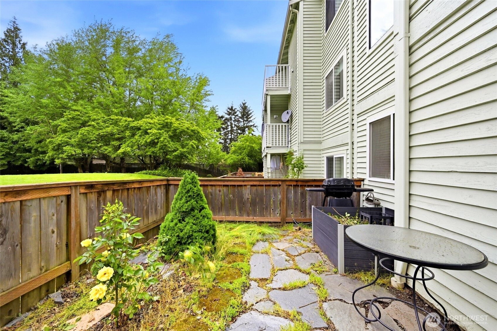25005 98th Place S Kent WA 98030