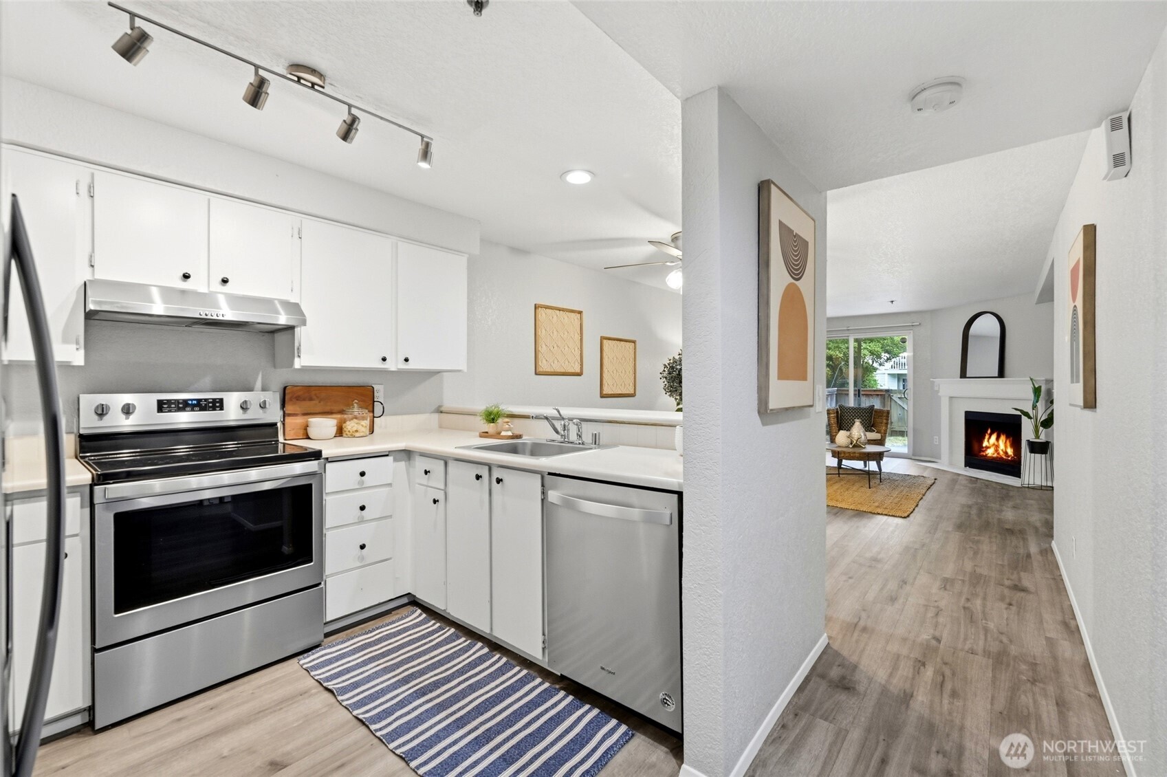 25005 98th Place S Kent WA 98030