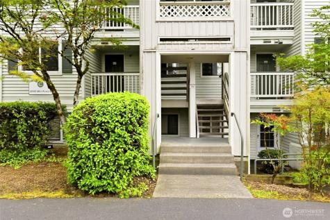 25005 98th Place S Kent WA 98030