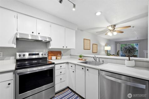 25005 98th Place S Kent WA 98030