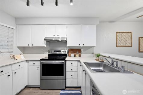 25005 98th Place S Kent WA 98030