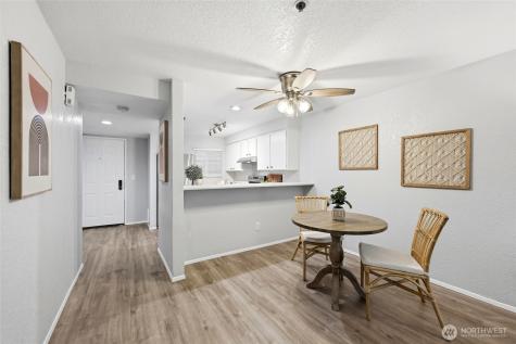 25005 98th Place S Kent WA 98030