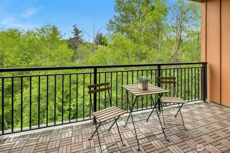 15700 116th Avenue NE Bothell WA 98011