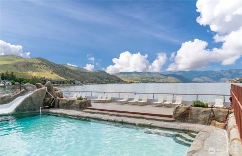 322 W Woodin Avenue Chelan WA 98816