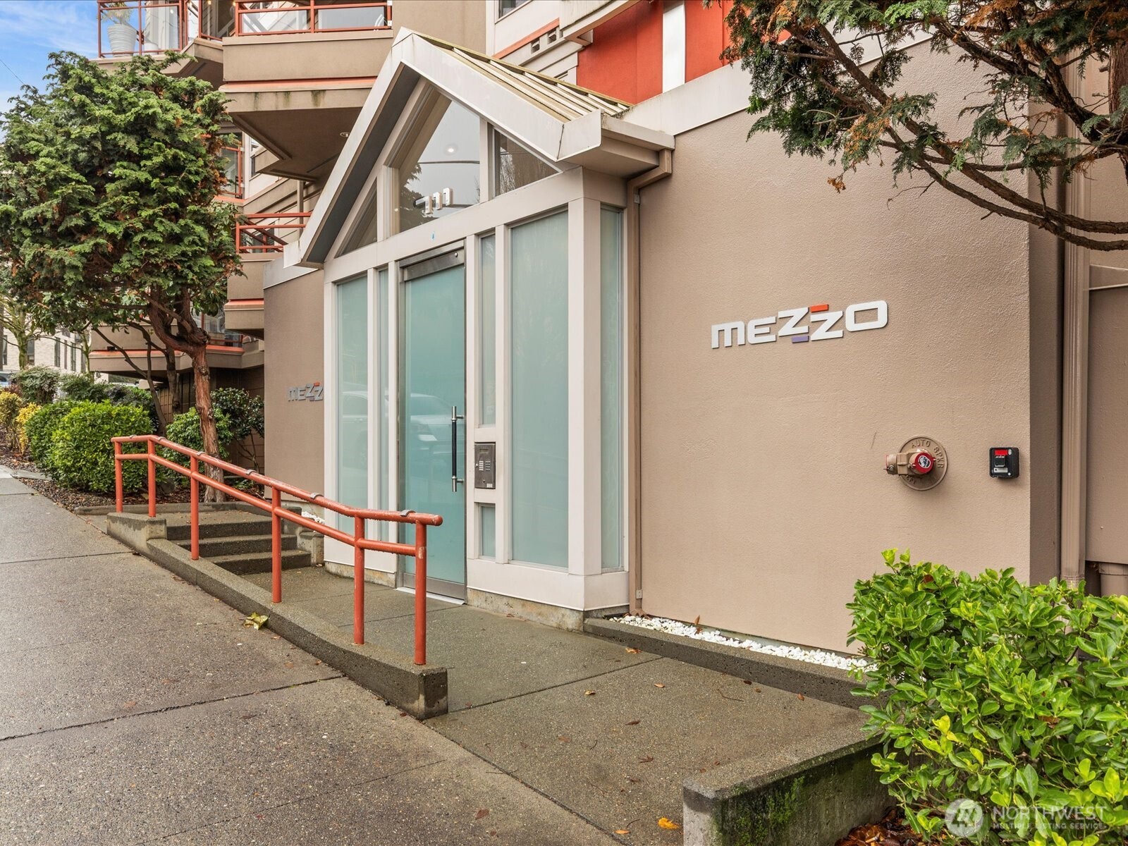 711 E Denny Way Seattle WA 98122