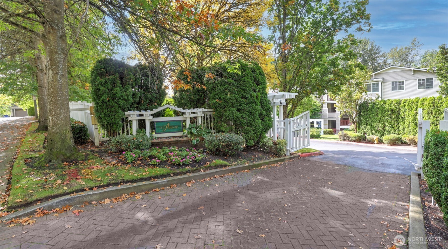 1709 134th Avenue SE Bellevue WA 98005