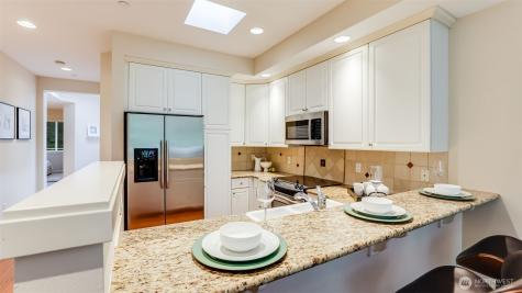 1709 134th Avenue SE Bellevue WA 98005