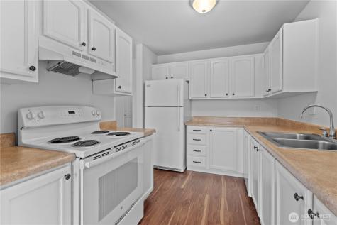 1832 S 330th Street Federal Way WA 98003