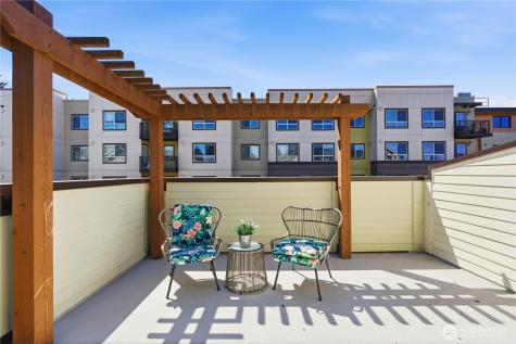 15865 NE 14th Road Bellevue WA 98008