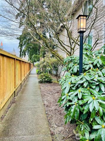 19857 25th Avenue NE Shoreline WA 98155