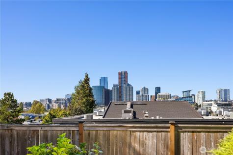 717 122nd Avenue NE Bellevue WA 98005