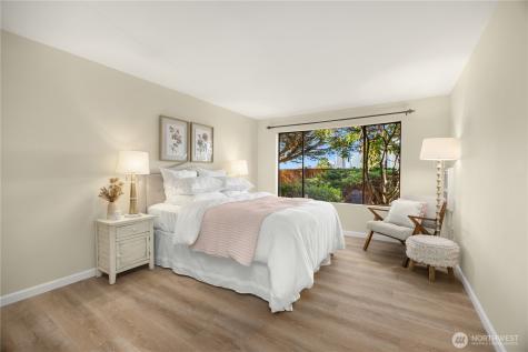 717 122nd Avenue NE Bellevue WA 98005