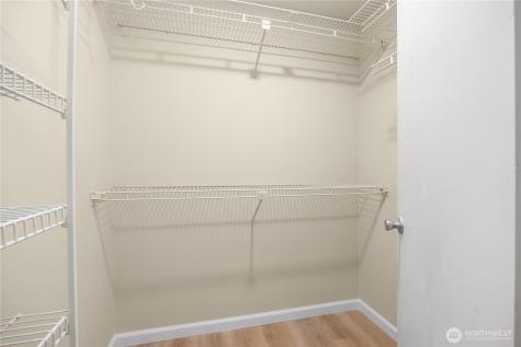 717 122nd Avenue NE Bellevue WA 98005