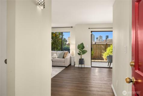 717 122nd Avenue NE Bellevue WA 98005