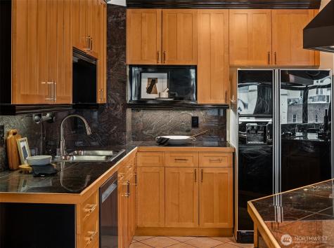 210 3rd Avenue S Seattle WA 98104