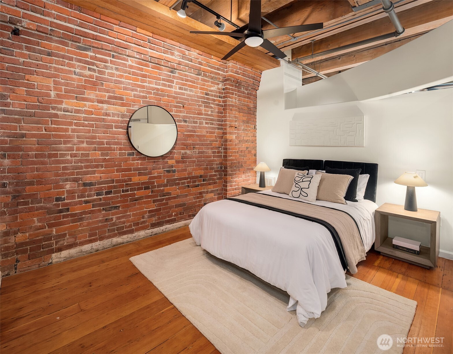 210 3rd Avenue S Seattle WA 98104
