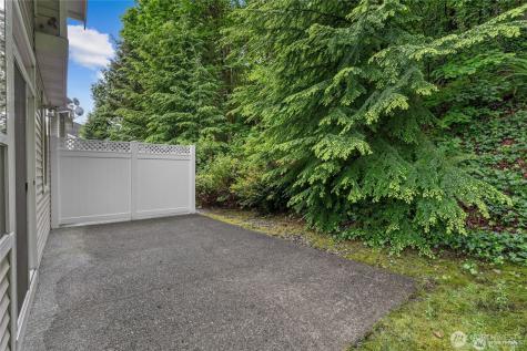 22029 39th Place S Kent WA 98032