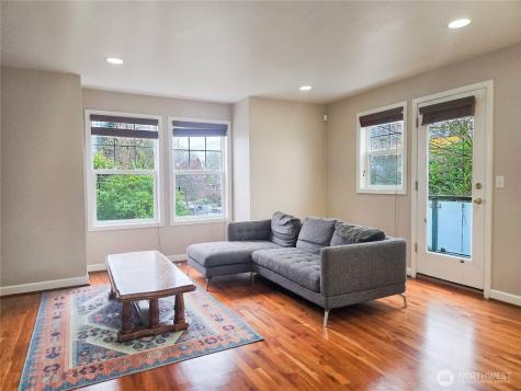 1920 E Union Seattle WA 98122