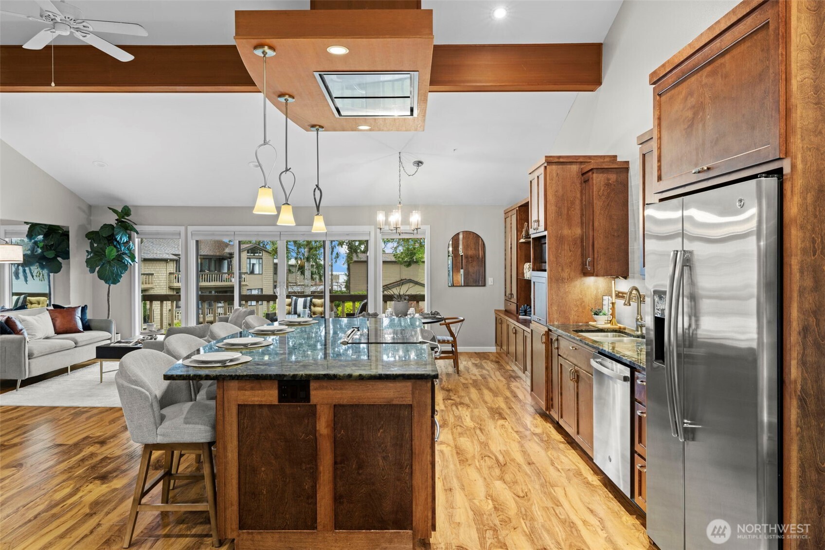 17434 NE 40th Place Redmond WA 98052