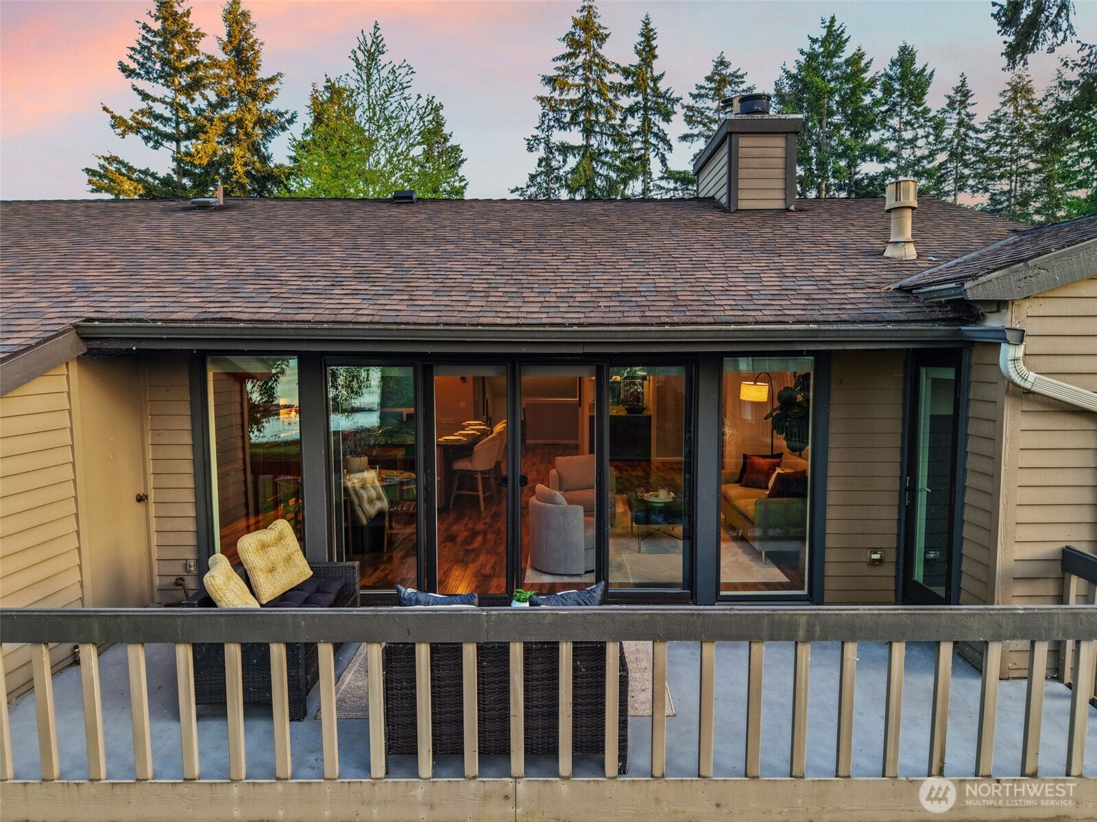 17434 NE 40th Place Redmond WA 98052