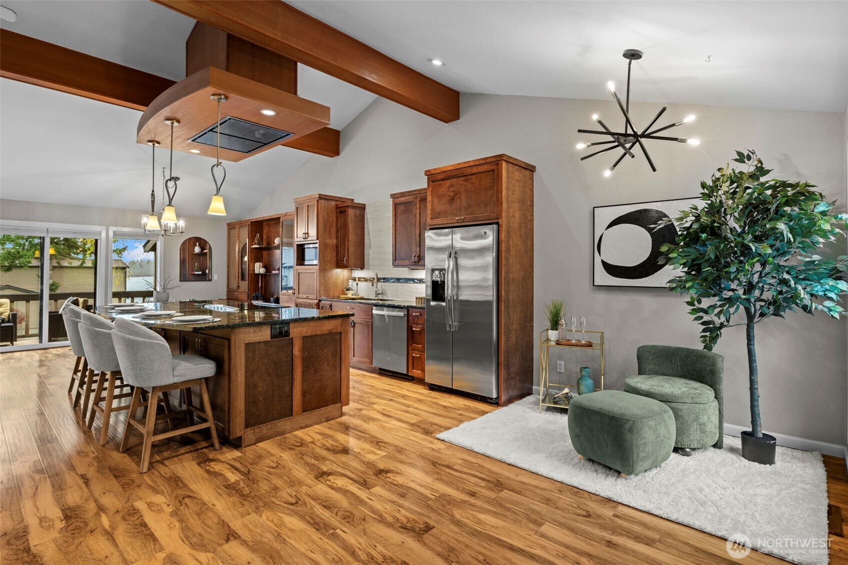 17434 NE 40th Place Redmond WA 98052