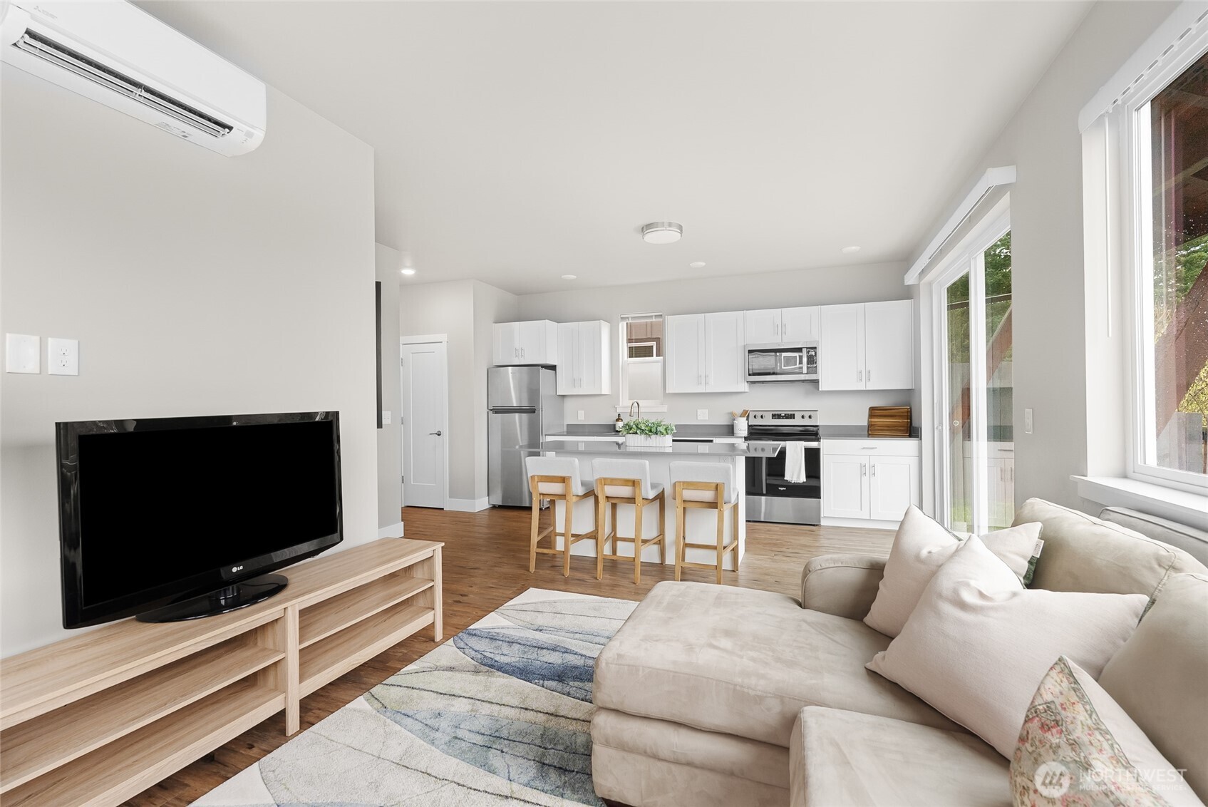 1884 Front Street Lynden WA 98264