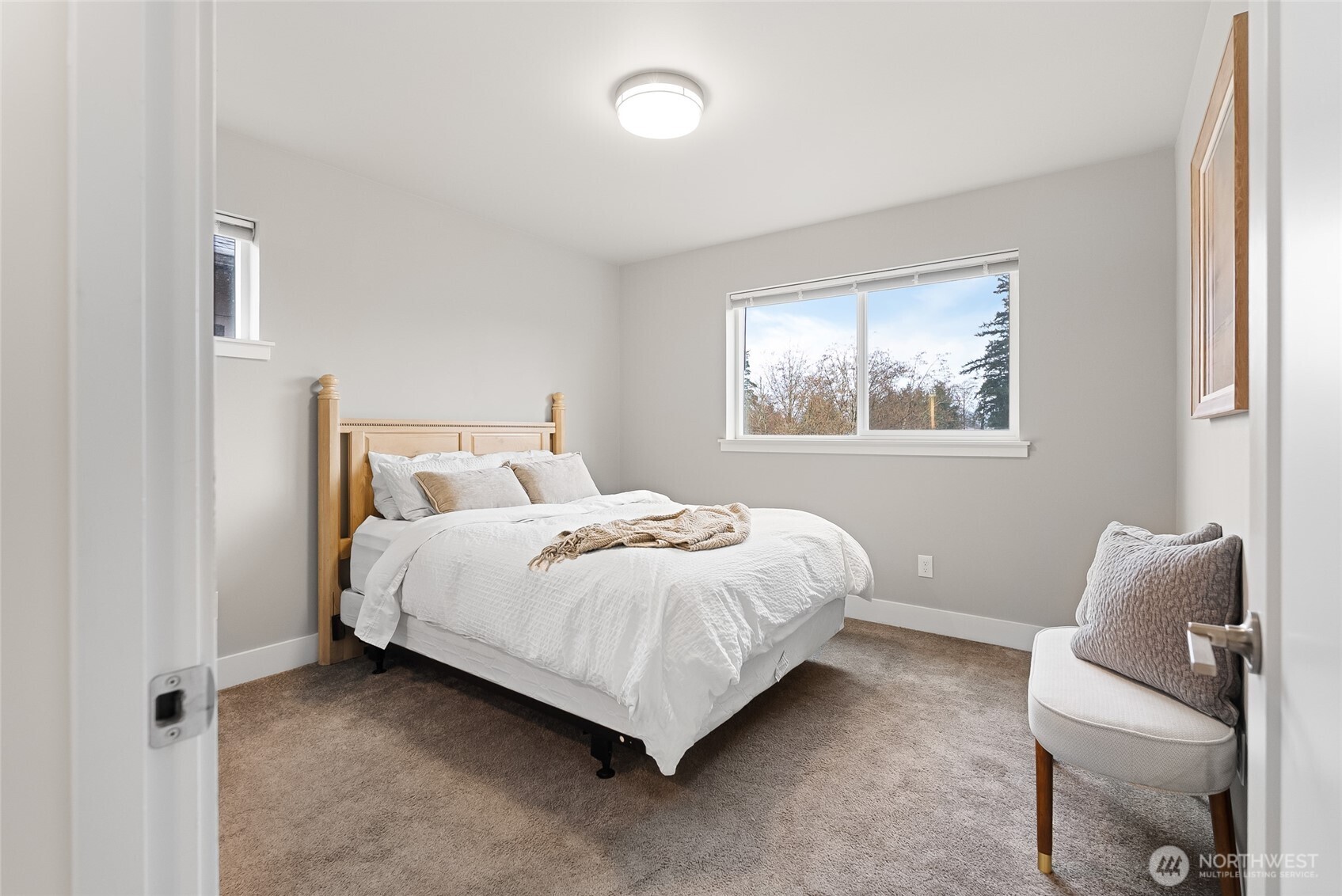 1884 Front Street Lynden WA 98264