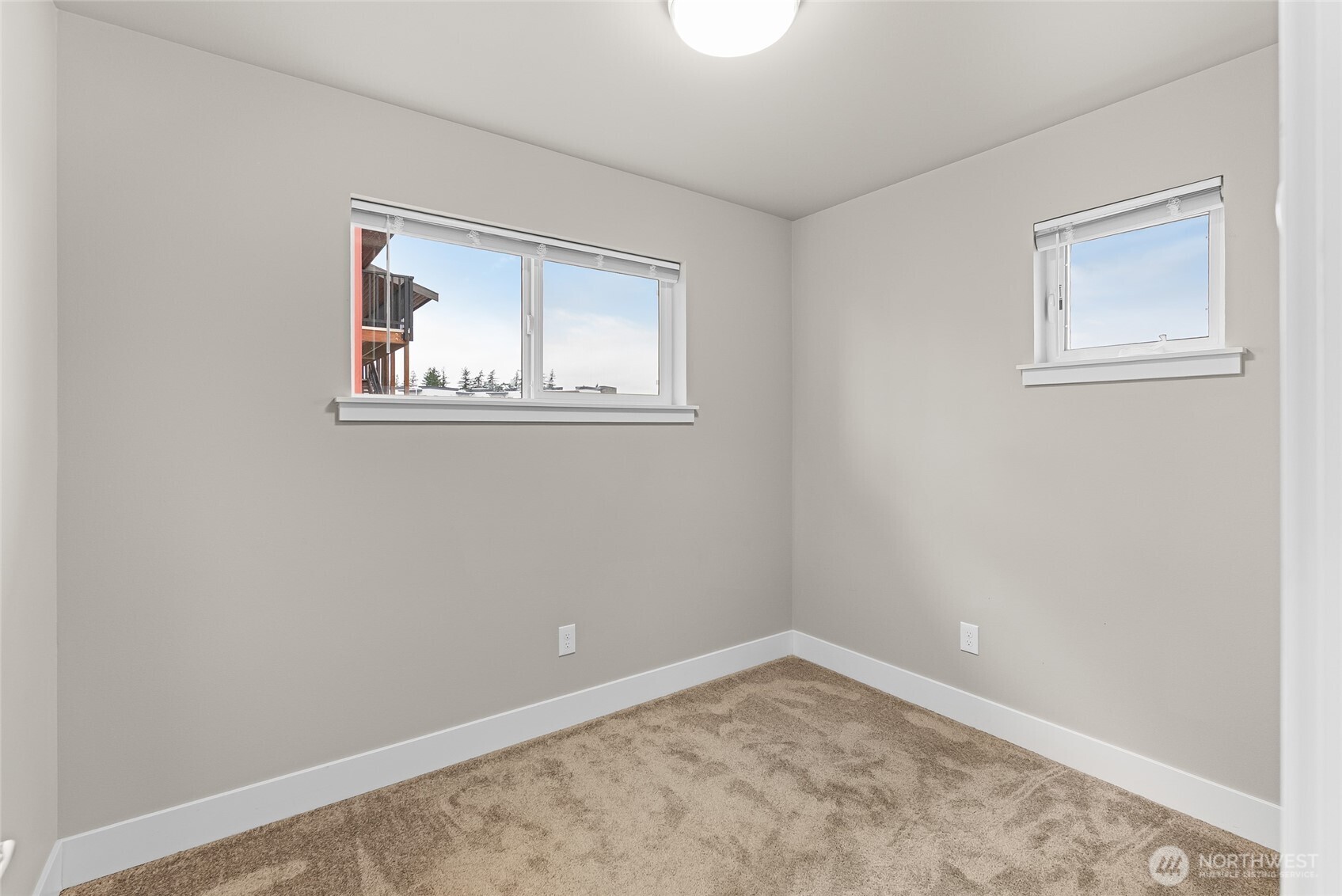 1884 Front Street Lynden WA 98264