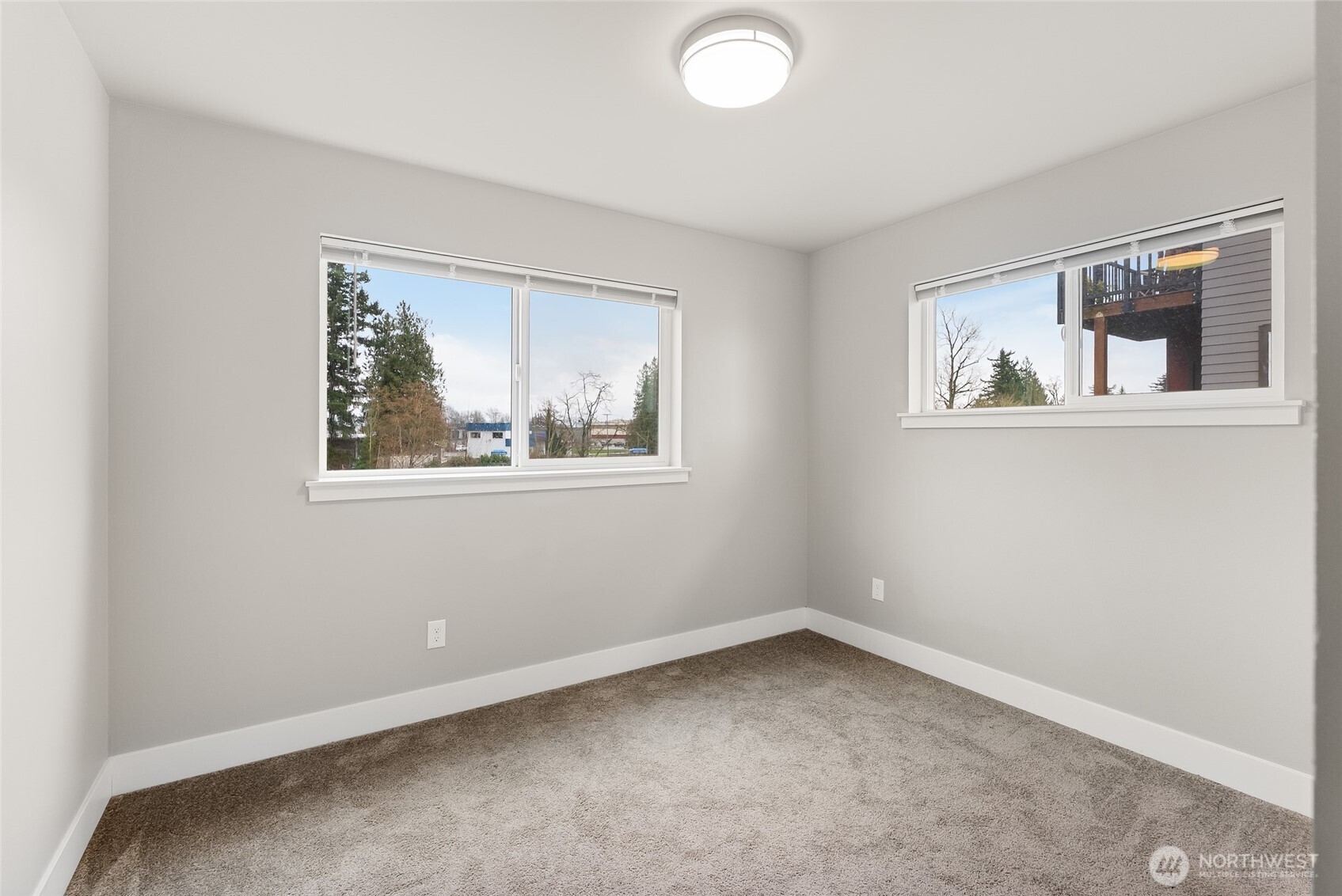 1884 Front Street Lynden WA 98264