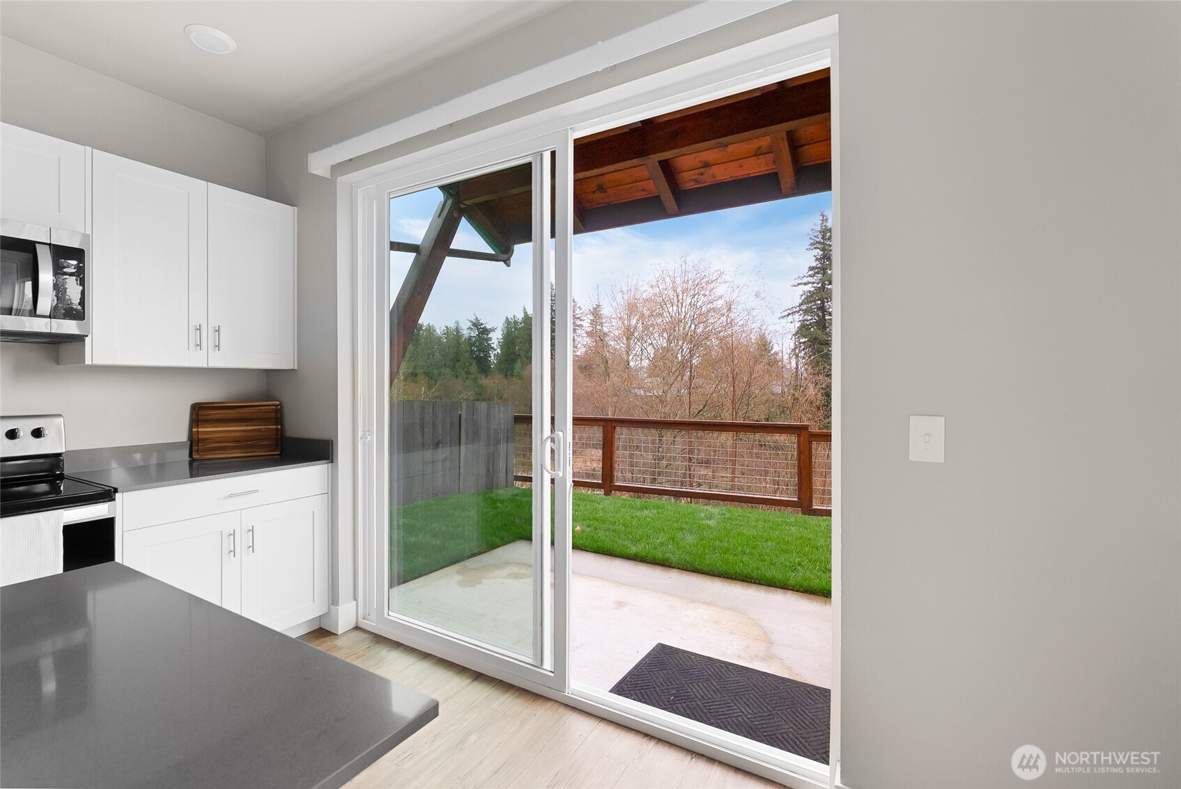 1884 Front Street Lynden WA 98264