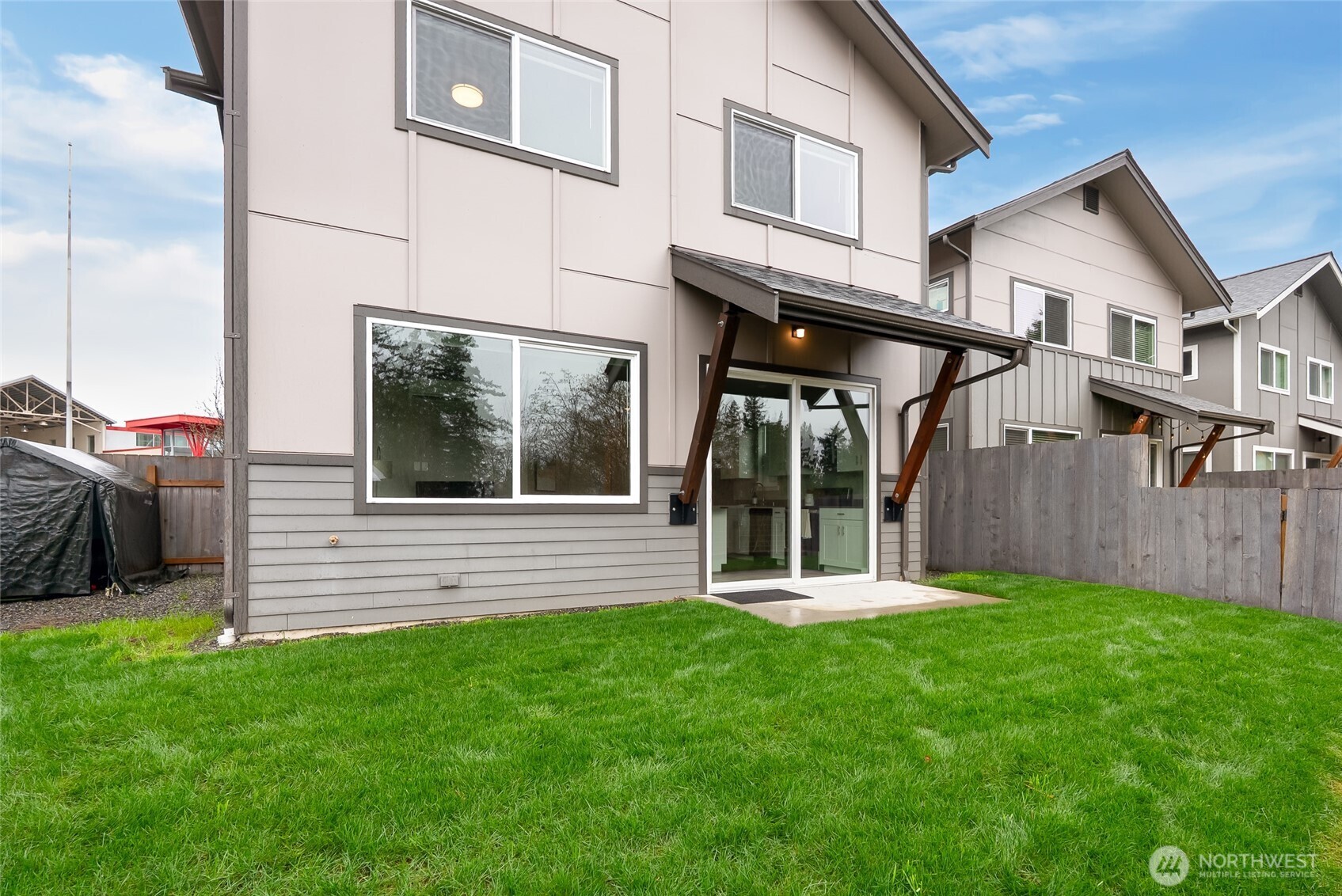 1884 Front Street Lynden WA 98264