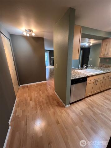 6960 California Avenue SW Seattle WA 98136