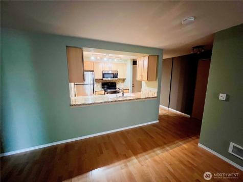 6960 California Avenue SW Seattle WA 98136