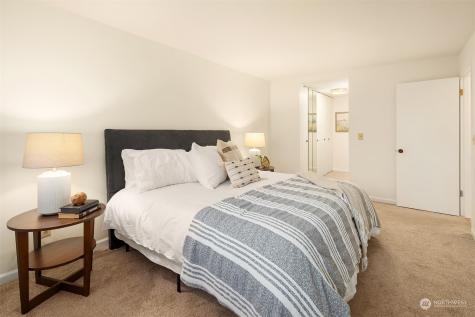 4545 Sand Point Way NE Seattle WA 98105