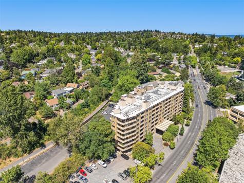 4545 Sand Point Way NE Seattle WA 98105
