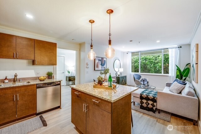 626 4th Avenue W Seattle WA 98119