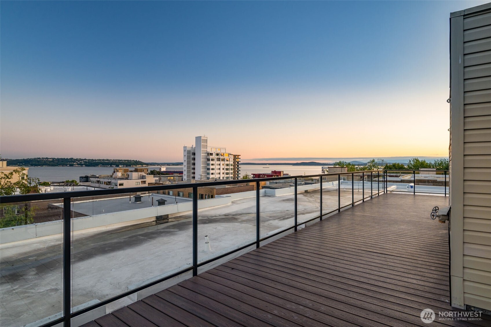 626 4th Avenue W Seattle WA 98119