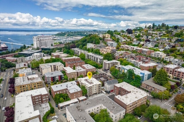 626 4th Avenue W Seattle WA 98119