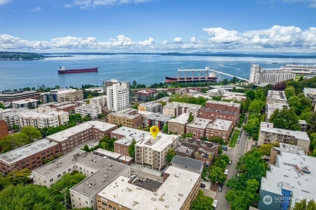 626 4th Avenue W Seattle WA 98119