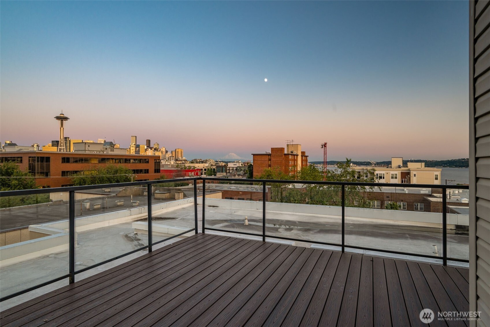 626 4th Avenue W Seattle WA 98119