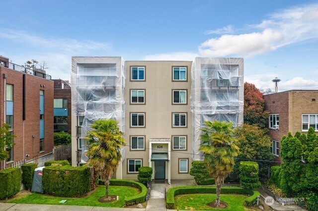 626 4th Avenue W Seattle WA 98119
