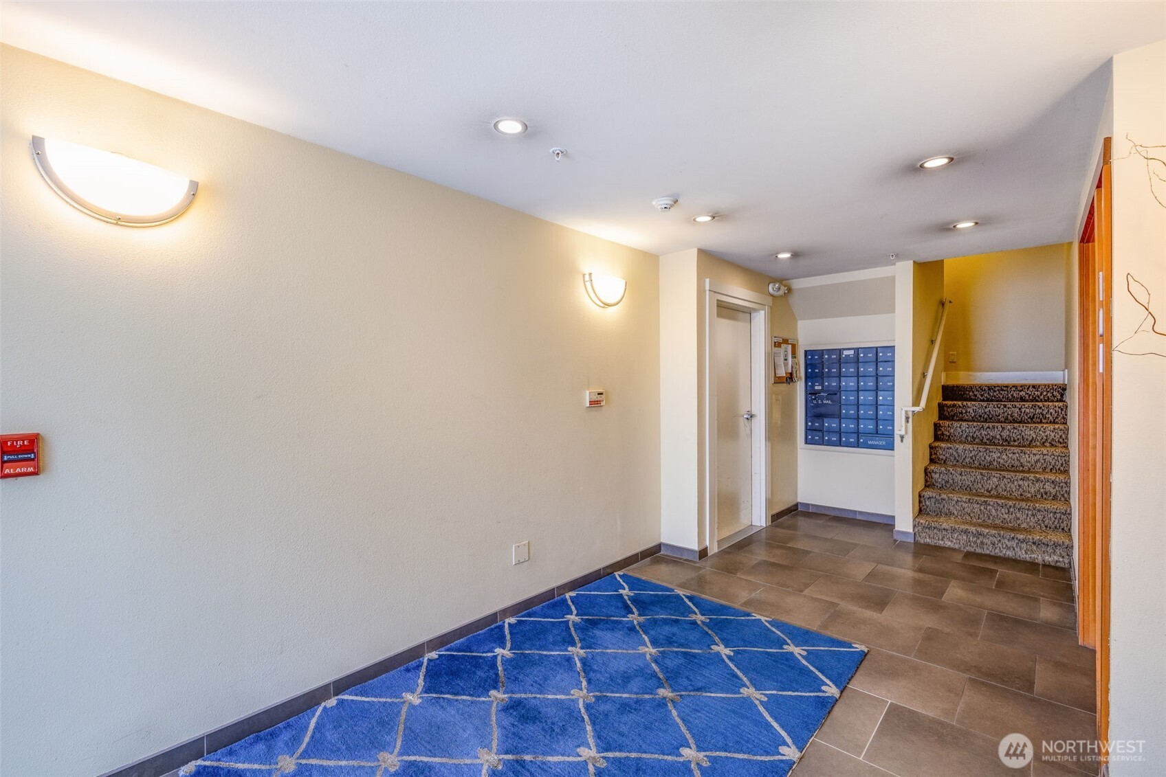 626 4th Avenue W Seattle WA 98119