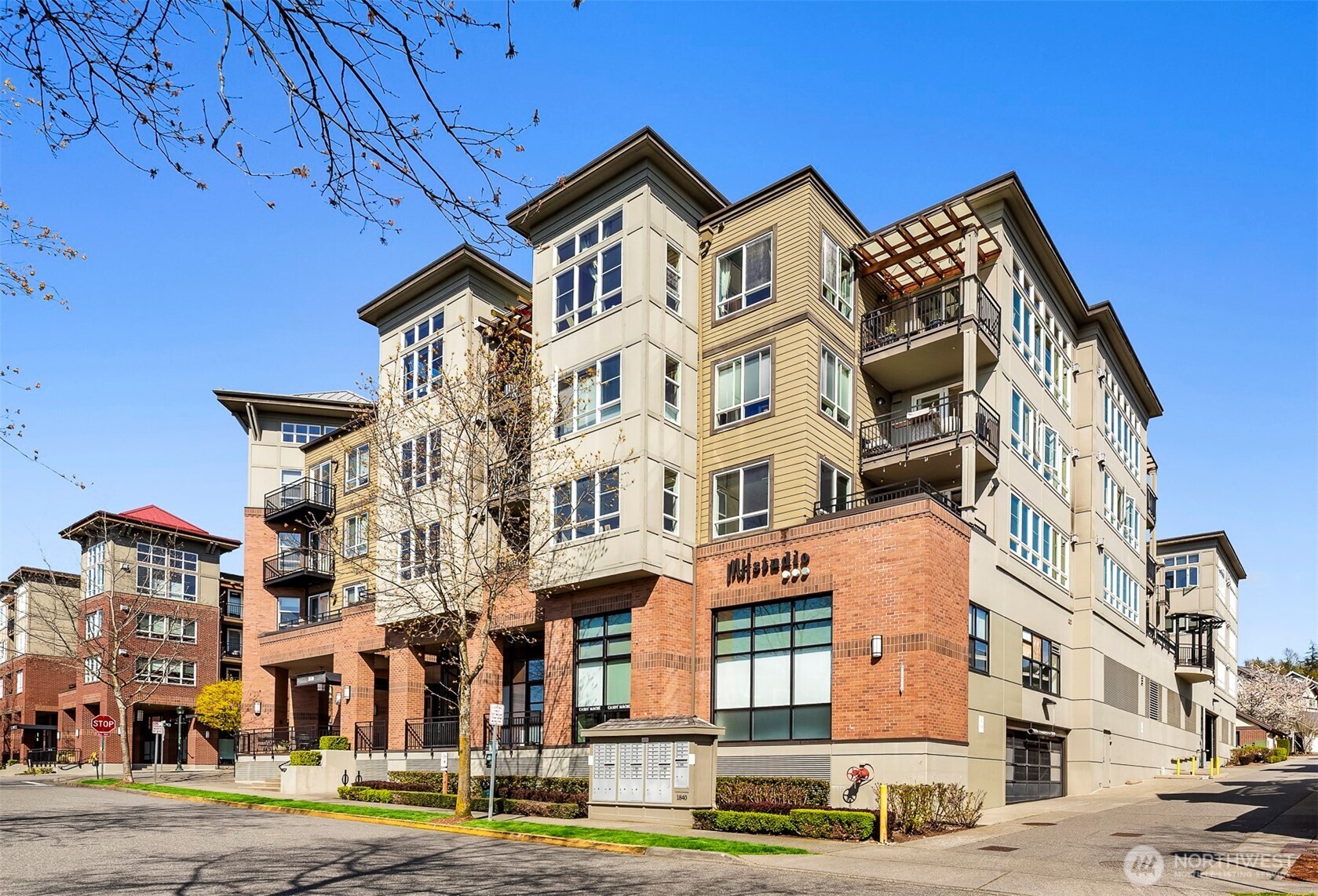1840 25th Avenue NE Issaquah WA 98029
