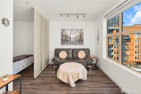 2324 1st Avenue Seattle WA 98121