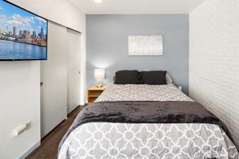 2324 1st Avenue Seattle WA 98121